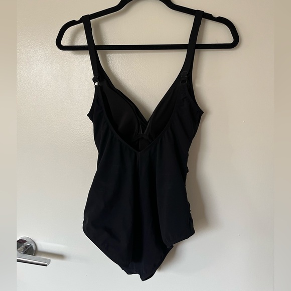 PROFILE BY GOTTEX MOTO LACE UP V-NECK SHIRRED UNDERWIRE ONE PIECE SWIMSUIT - Picture 4 of 11